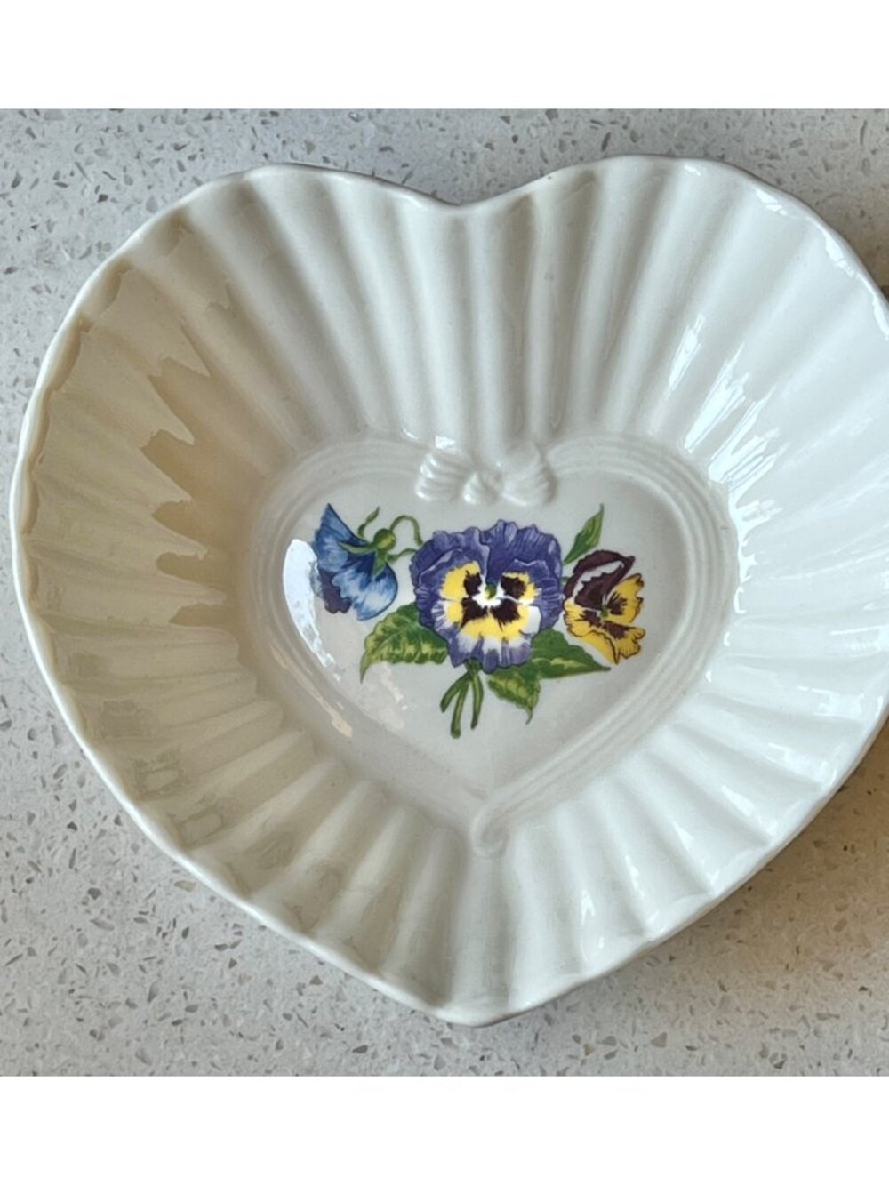Belleek Trinket Dish Heart-Shaped Millennium 2000 Hand-Painted Pansies Porcelain